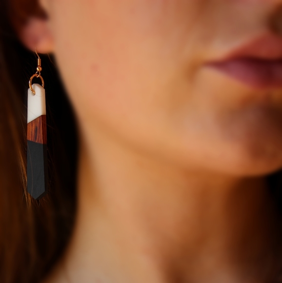 *2 for $15* Black Wood Resin Drop Earrings - Picture 4 of 4